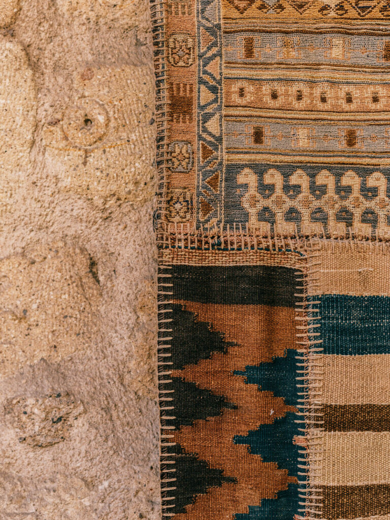 Vintage Rugs: Your Comprehensive Guide to History Styles and Care - Alagu Home