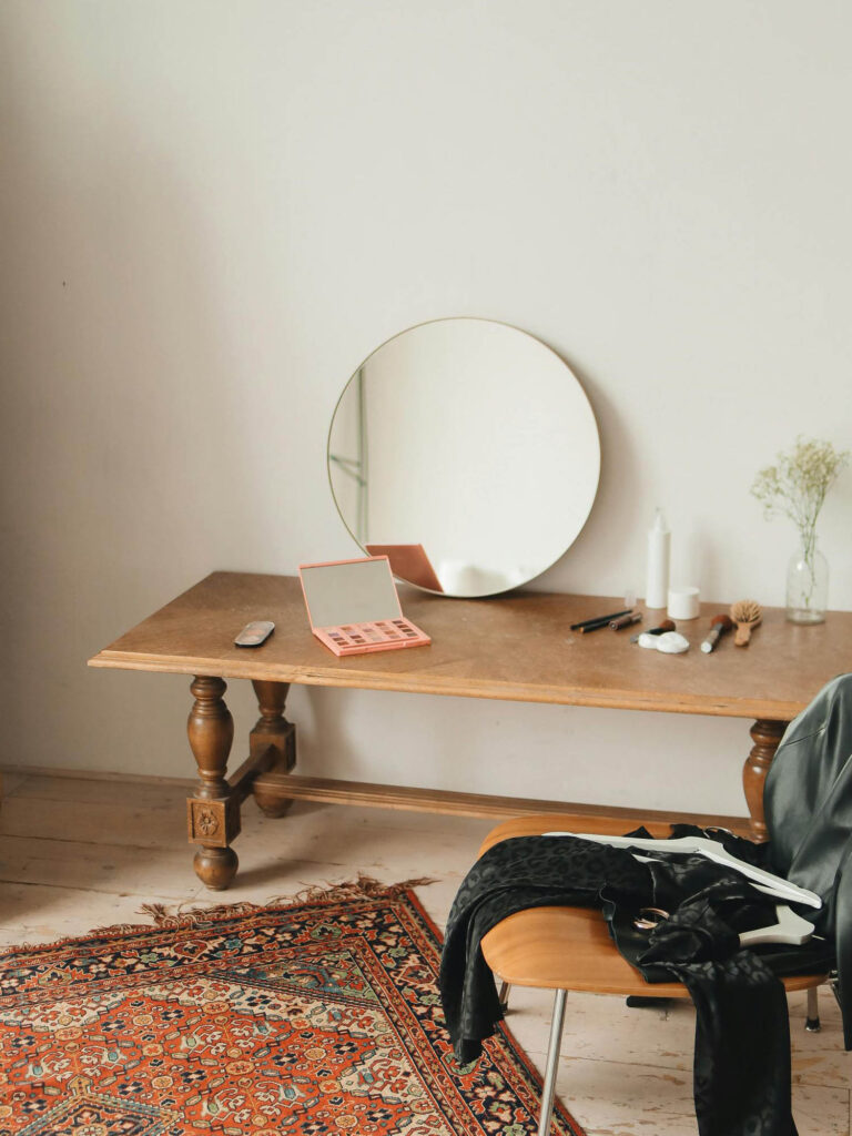 How to Use Rugs to Enhance Your Room's Decor - Alagu Home