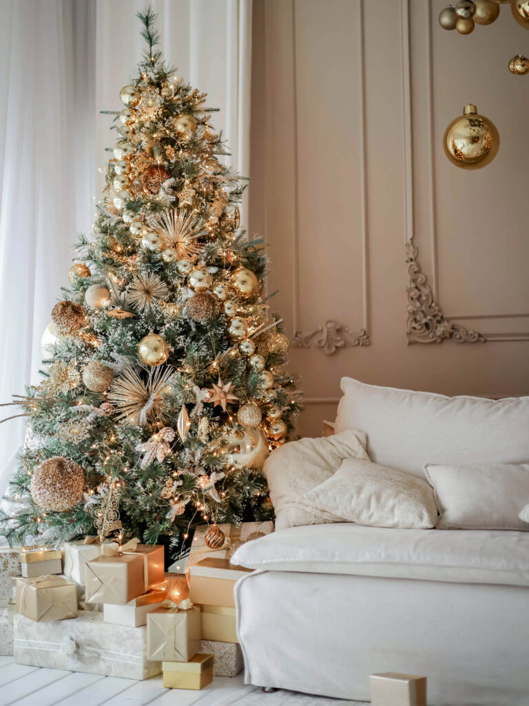 Affordable Christmas Decor to Make Your Feel Home Expensive - Alagu Home