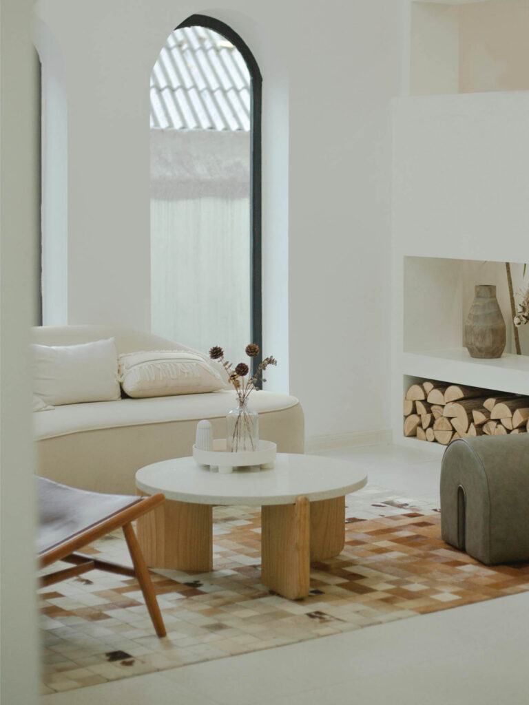 8 Reasons Your Home Feels Uninviting and How to Fix It - Alagu Home