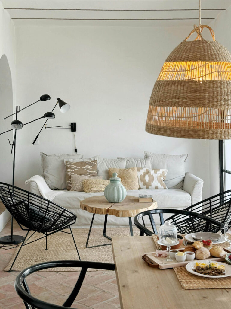 8 Reasons Your Home Feels Uninviting and How to Fix It - Alagu Home